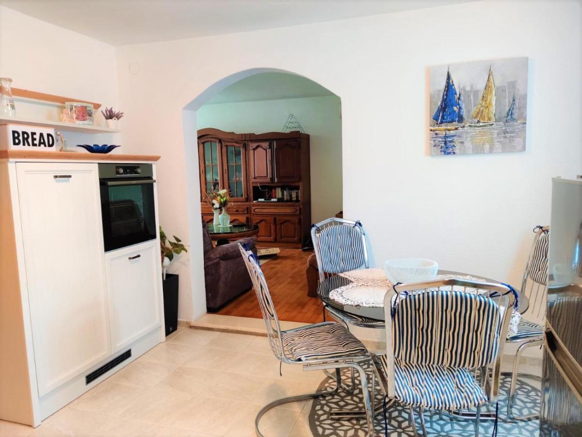 Apartment Marina Bagian luar foto